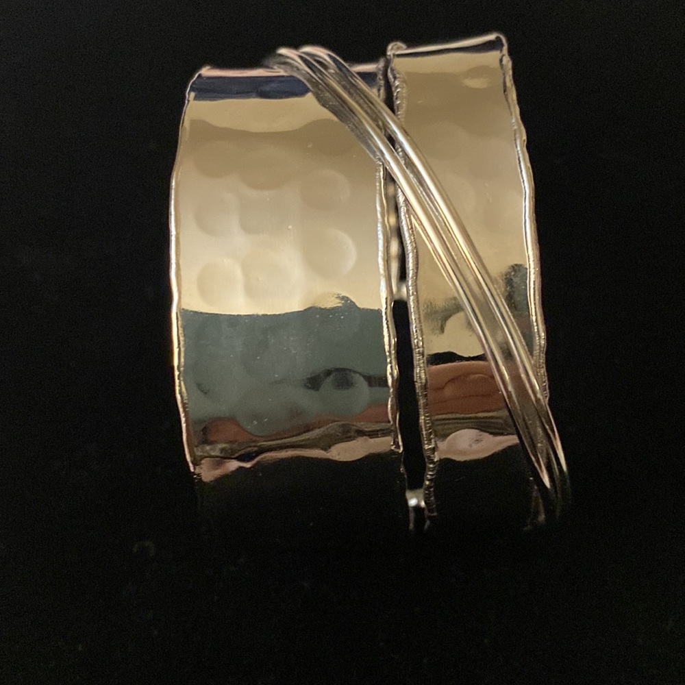 Devon Leigh Rhodium plated cuff - Picture 4 of 4